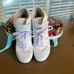 Infinity Beast Cheer Shoes